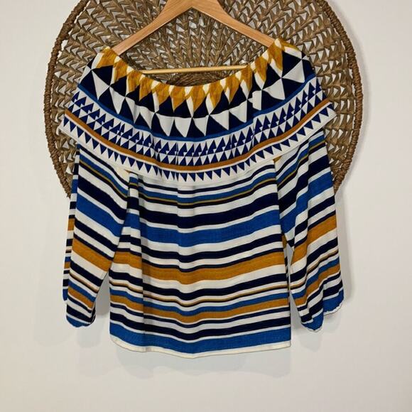 Chicos Graphic Off-The-Shoulder Top blue, cream and gold size 1 or medium - Picture 2 of 6